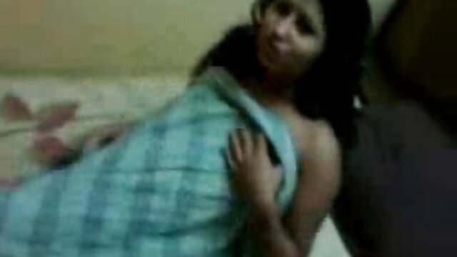 a perky boobed eu quero ver filme pornô brasileiro teen Sofia é atropelada por um galo mais velho.