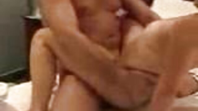 o velho deixa um Géiser quente sexo brasileiro pornô na doce e Jovem Ashleigh Madisin